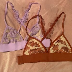 (2) VS Triangle Lace bras